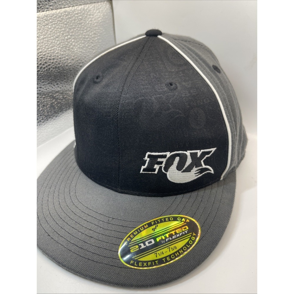 FOX Racing Embroidered Flat Bill 210 Fitted Baseball Hat  7 1/4-7 5/8 Wool Blend